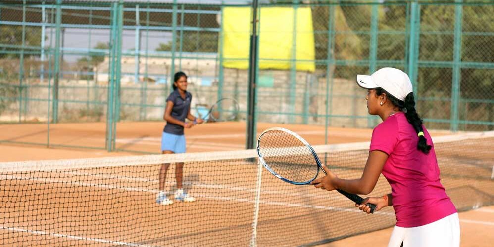El torneo AITA trae al Centro Educativo Anantapur mucho más que tenis