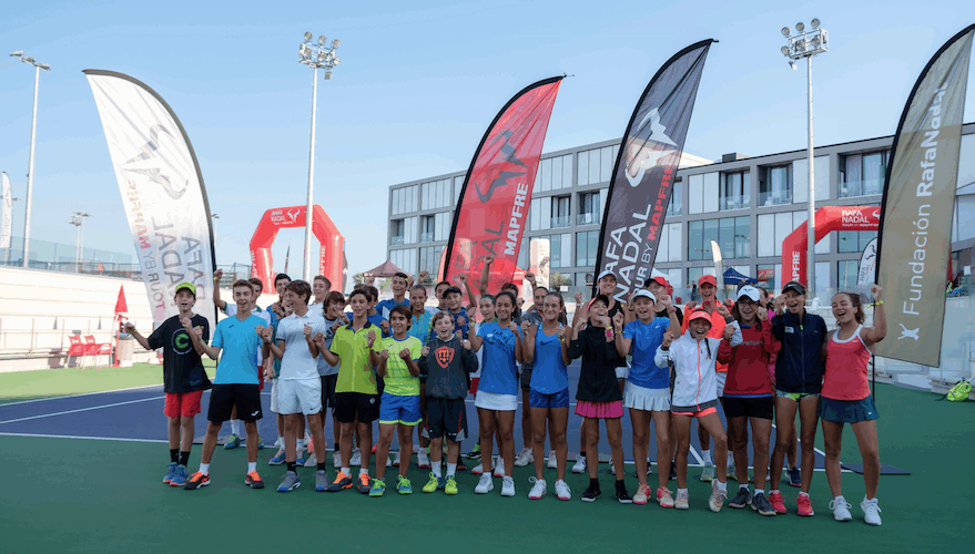 En Rafa Nadal Tour by Mapfre, “aprovechad, pasadlo bien y esforzaos al máximo”