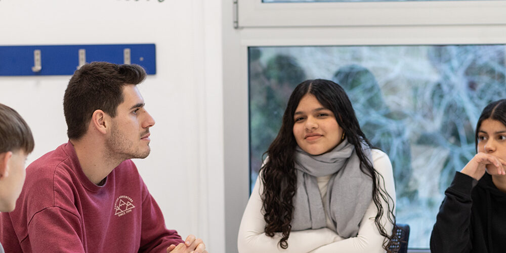 ¿Qué significa ser adolescente hoy en España?
