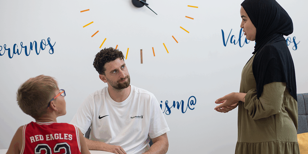 Cuidar la mente y gestionar emociones: el apoyo psicosocial en los Centros Fundación Rafa Nadal