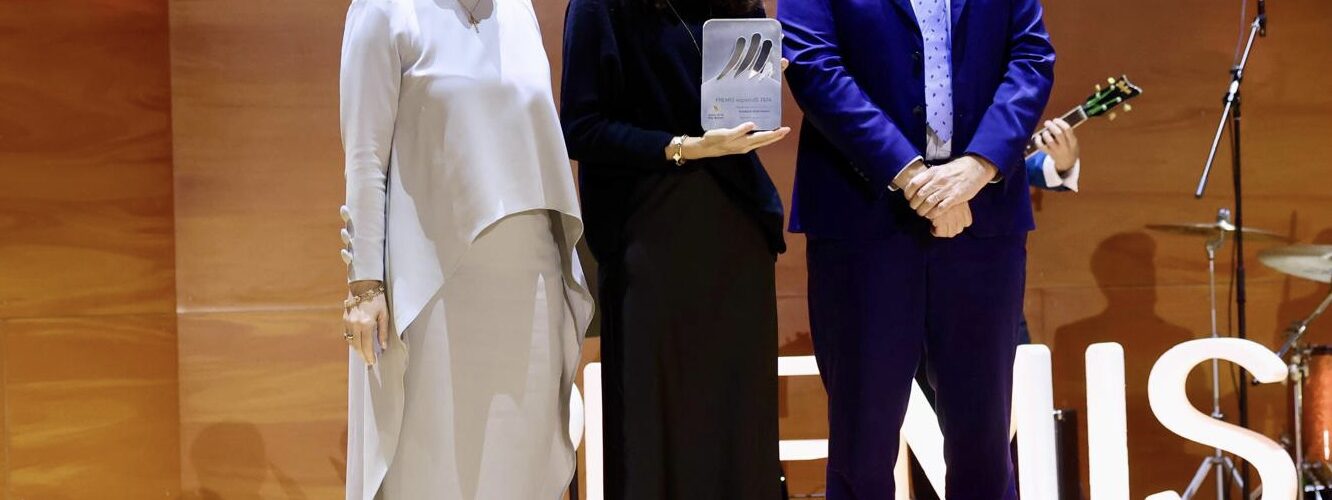 La Fundación Rafa Nadal recibe el premio «Ponemos Valores en el Deporte» en los Premis Esports IB 2024