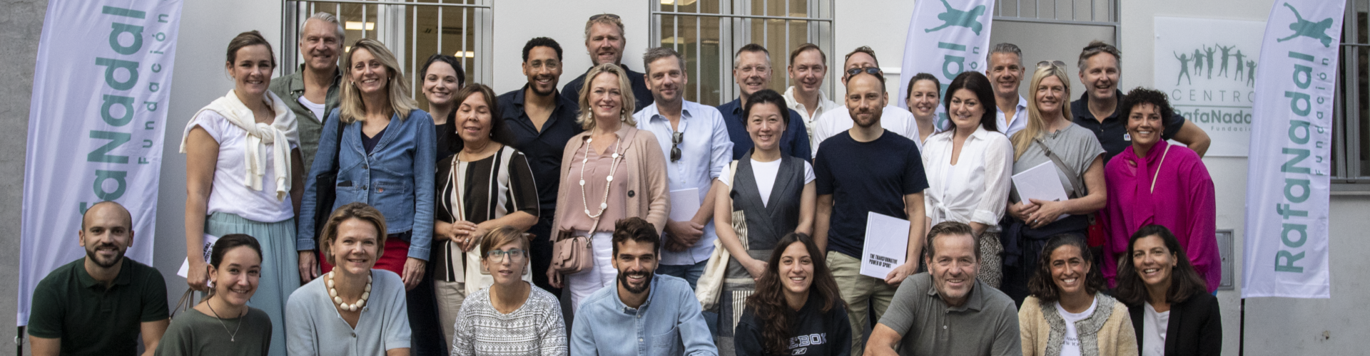 EL CENTRO FUNDACIÓN RAFA NADAL DE VALENCIA RECIBE LA VISITA DE LOS PROFESIONALES DEL NATIONAL POSTCODE LOTTERIJ